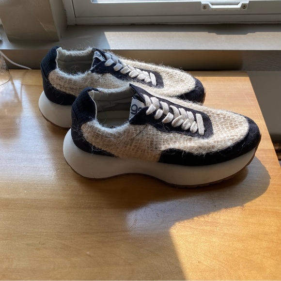 Good News Ombré Kook Sneakers - Picture 1 of 5